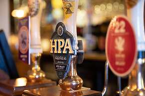 The Littleton Arms