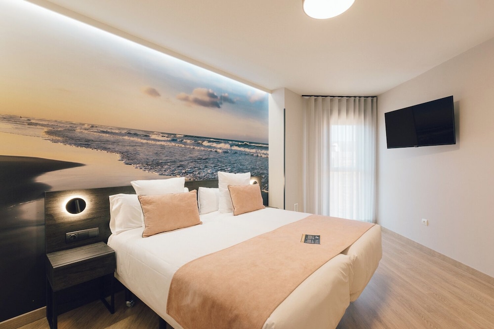 Palau Suites & Apartments