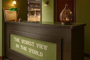 The Walled off Hotel Paris