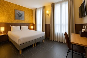 The Walled off Hotel Paris