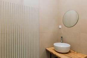 Suru Hotel & Restaurant