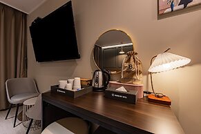 Brown Dot Hotel