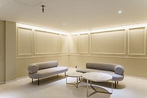 Brown Dot Hotel