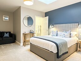Beach House Hotel