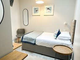 Beach House Hotel