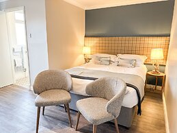 Beach House Hotel