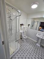 Beach House Hotel
