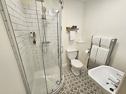 Beach House Hotel