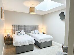 Beach House Hotel