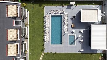 A Suite Side