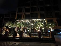Ramada Tenn Ekamai