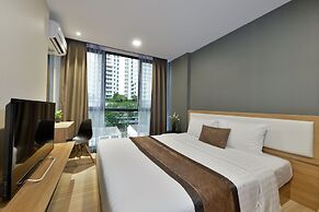 Ramada Tenn Ekamai