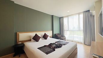 Ramada Tenn Ekamai
