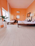 Hotel Karavan