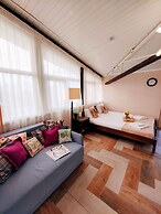 Hotel Karavan