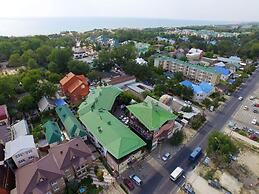 Hotel Karavan