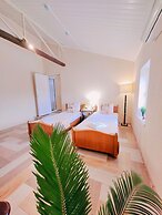 Hotel Karavan