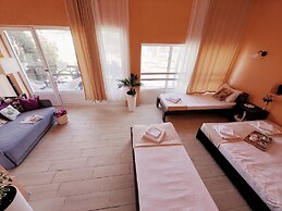 Hotel Karavan