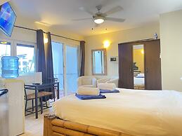 Stanza Mare Beach Front