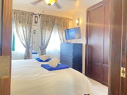 Stanza Mare Beach Front