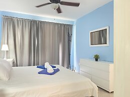 Stanza Mare Beach Front