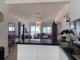 Stanza Mare Beach Front