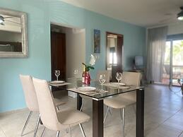 Stanza Mare Beach Front