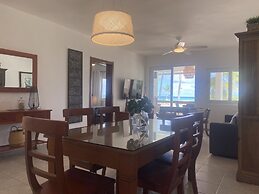 Stanza Mare Beach Front
