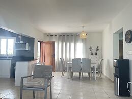 Stanza Mare Beach Front