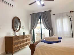 Stanza Mare Beach Front
