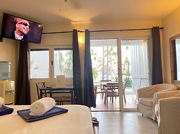 Stanza Mare Beach Front