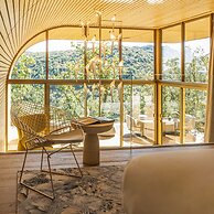 Souki Lodges & Spa