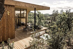 Souki Lodges & Spa