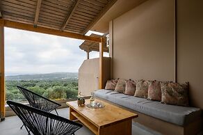 Hilltop Resort
