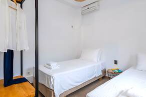 Hilltop Resort