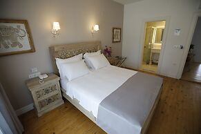 No 10 Hotel