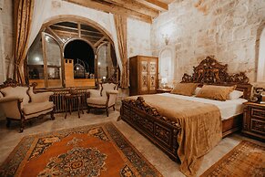 Serenus Cave Suites