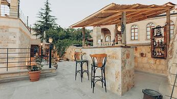 Serenus Cave Suites