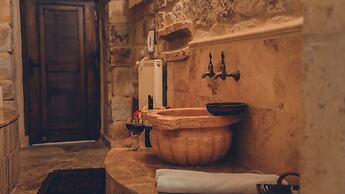Serenus Cave Suites