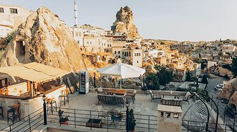 Serenus Cave Suites