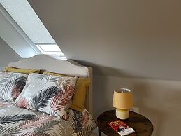 Fabulous Open Plan Studio Retreat - Cowdenbeath