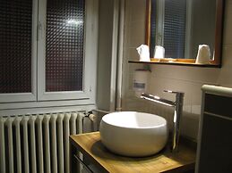 Logis Hotel Le Cheval Noir