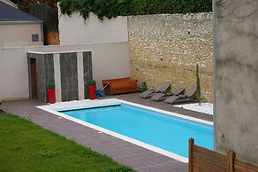 Logis Hotel Le Cheval Noir