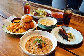 Aloft Tainan Anping