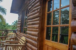 The Blue Mahoe Treehouse