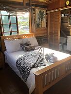 The Blue Mahoe Treehouse