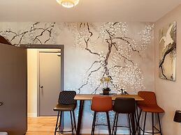Chapter 1 Hotels