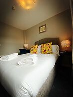 Chapter 1 Hotels