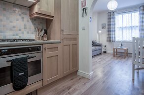 Arcadia - 1 Bedroom Apartment - Tenby