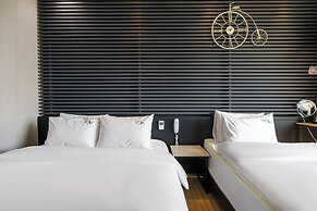 JK Hotel